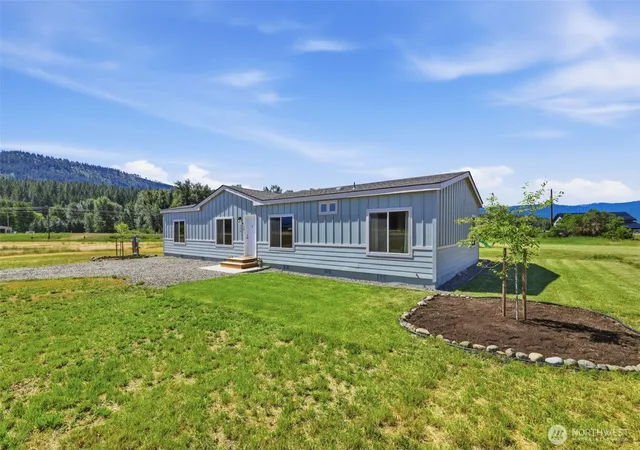Photo 1 of Manufactured home for sale at 524 Sunny Meadows Dr, Cle Elum, WA 98922 | MLS# NWM2543254 | Listing updated on 2026-09-22