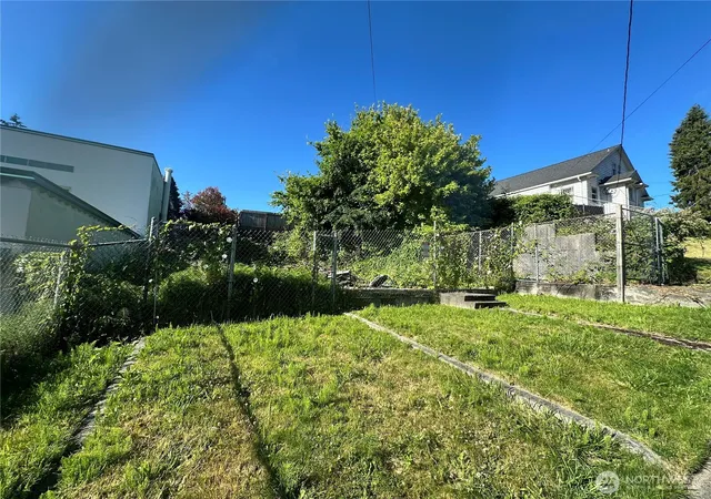 Photo 2 of Land for sale at 1210 35th Street, Everett, WA 98201 | MLS# NWM2543272 | Listing updated on 2026-09-28
