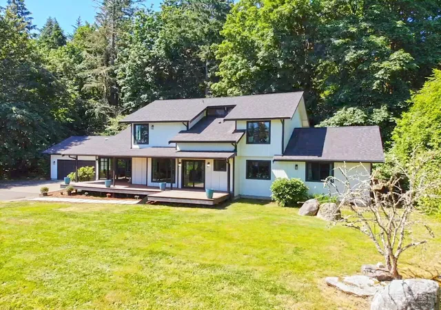 Single family home for sale at 178 Bella Dr, Fox Island, WA 98333 | MLS# NWM2543285