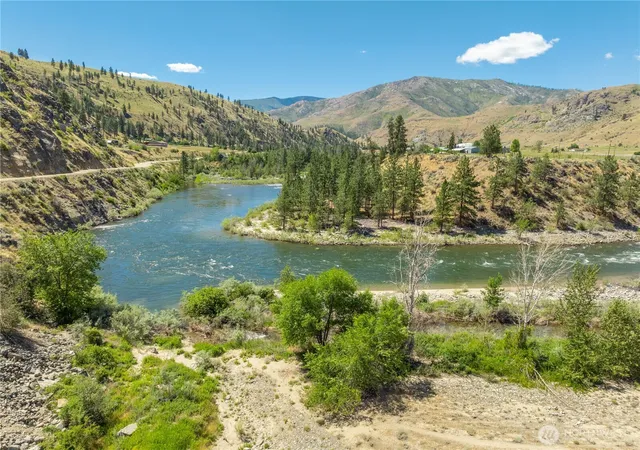 Photo 1 of Land for sale at 164 B Burma Rd, Pateros, WA 98846 | MLS# NWM2543309 | Listing updated on 2026-09-22