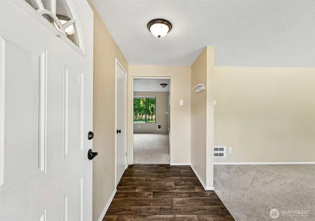 Photo 3 of Single family home for sale at 10204 21st Avenue W, Everett, WA 98204 | MLS# NWM2543349 | Listing updated on 2026-09-18