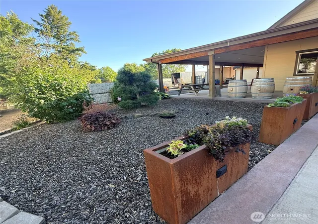 Photo 3 of Single family home for sale at 209 S B St, Prescott, WA 99348 | MLS# NWM2543353 | Listing updated on 2026-09-22