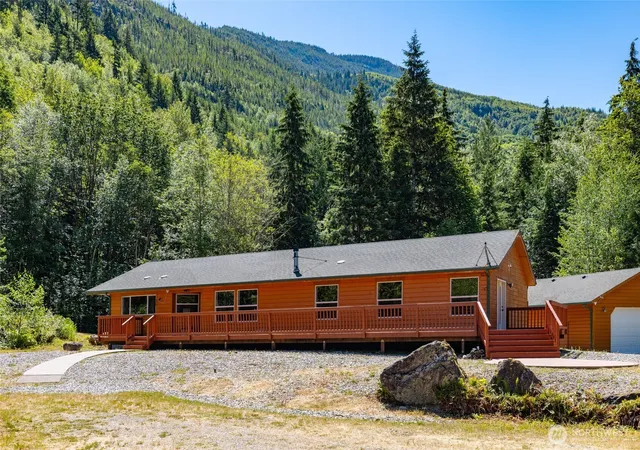 Photo 1 of Sale Pending at 59248 Rockport Cascade Rd, Marblemount, WA 98267 | MLS# NWM2543358 | Listing updated on 2026-08-17