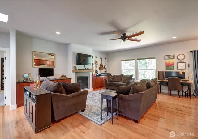 Photo 4 of Single family home for sale at 15324 Glenshire Pl SW, Port Orchard, WA 98367 | MLS# NWM2543360 | Listing updated on 2026-09-29