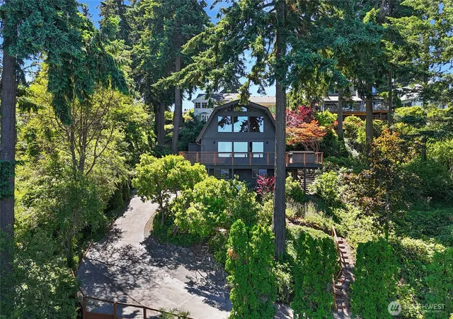 Photo 1 of Sale Pending at 3211 Southwest 166th, Burien, WA 98166 | MLS# NWM2543362 | Listing updated on 2026-09-25
