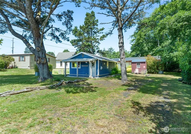 Photo 1 of Single family home for sale at 886 & 884 Cranberry Rd, Grayland, WA 98547 | MLS# NWM2543397 | Listing updated on 2026-10-12