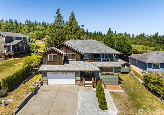 Photo 1 of Single family home for sale at 35 Lucky Ln, Camano Island, WA 98282 | MLS# NWM2543401 | Listing updated on 2026-09-28