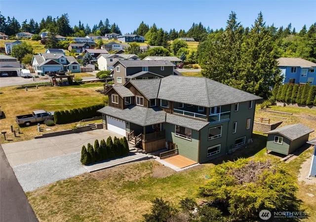 Photo 2 of Single family home for sale at 35 Lucky Ln, Camano Island, WA 98282 | MLS# NWM2543401 | Listing updated on 2026-09-28