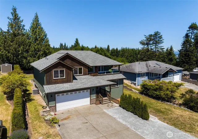 Photo 3 of Single family home for sale at 35 Lucky Ln, Camano Island, WA 98282 | MLS# NWM2543401 | Listing updated on 2026-09-28