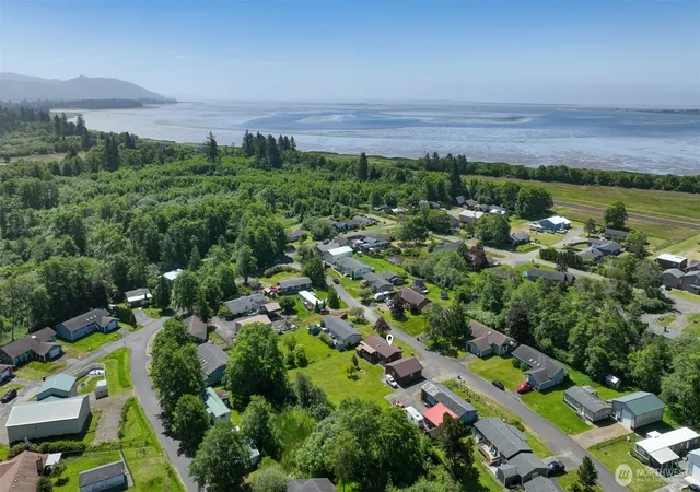 Photo 3 of Contingent at 7115 Ortelius Dr, Ilwaco, WA 98624 | MLS# NWM2543404 | Listing updated on 2026-09-22