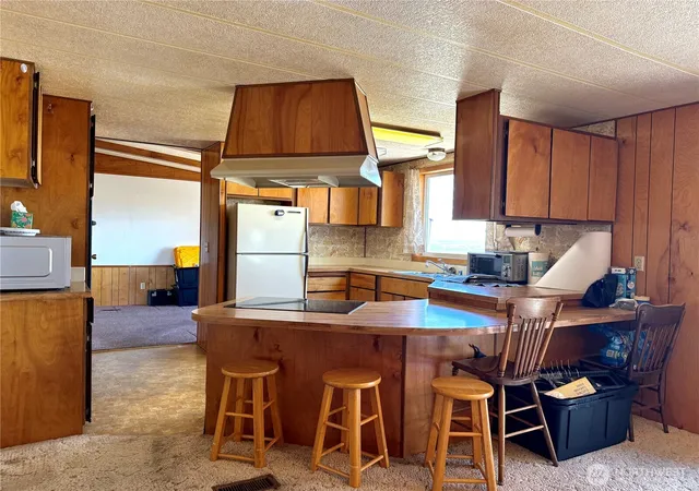 Photo 3 of Manufactured home for sale at 7603 Coyote Hts Rd N, Odessa, WA 99159 | MLS# NWM2543419 | Listing updated on 2026-09-26