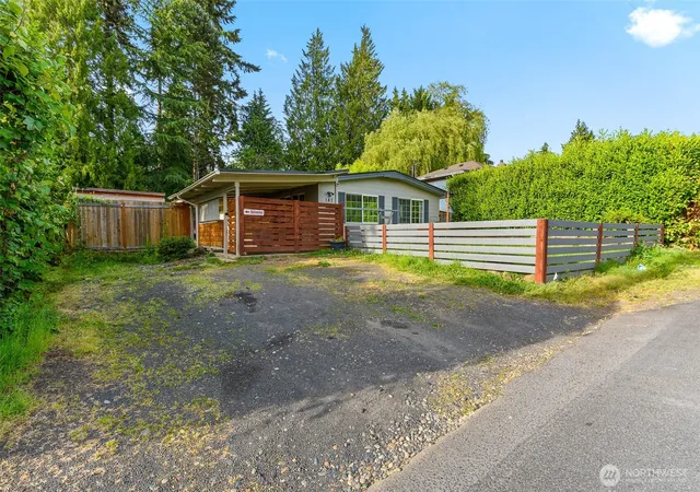 Photo 1 of Single family home for sale at 147 Mountain View Dr, Longview, WA 98632 | MLS# NWM2543443 | Listing updated on 2026-09-28