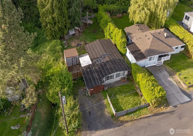 Photo 3 of Single family home for sale at 147 Mountain View Dr, Longview, WA 98632 | MLS# NWM2543443 | Listing updated on 2026-09-28