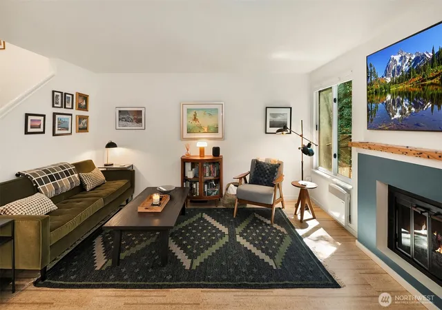 Photo 4 of Townhouse for sale at 15628 8th Avenue SW #B, Burien, WA 98166 | MLS# NWM2543462 | Listing updated on 2026-10-01