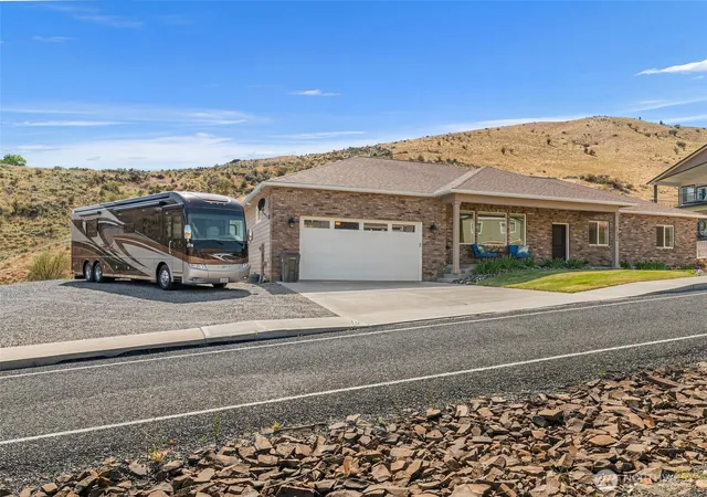 Photo 3 of Single family home for sale at 9973 Saska Way, Entiat, WA 98822 | MLS# NWM2543533 | Listing updated on 2026-09-22
