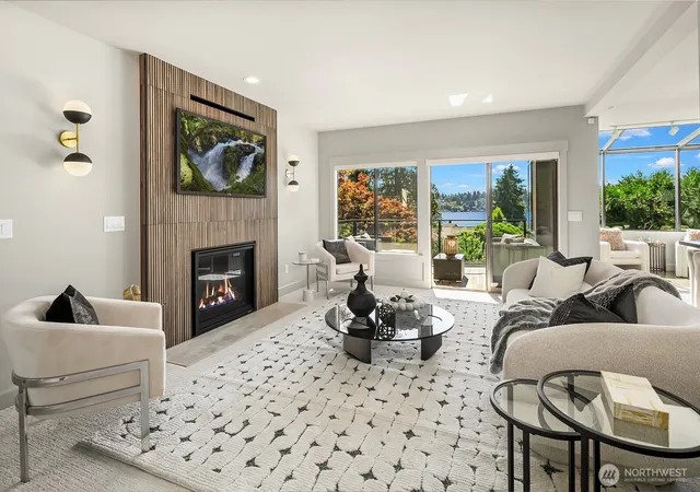 Photo 3 of Sale Pending at 13419 Holmes Point Dr Ne, Kirkland, WA 98034 | MLS# NWM2543534 | Listing updated on 2026-09-24
