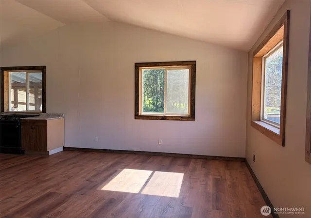 Photo 3 of Single family home for sale at 88 Little Bear Rd, Republic, WA 99166 | MLS# NWM2543548 | Listing updated on 2026-09-22