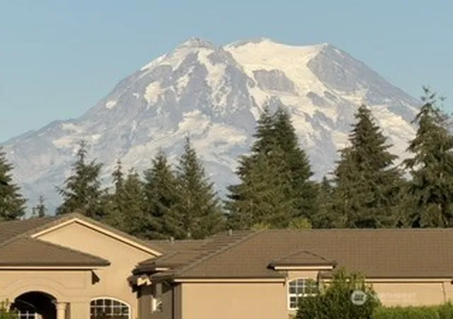 Photo 1 of Single family home for sale at 2315 262nd Street Ct E, Spanaway, WA 98387 | MLS# NWM2543608 | Listing updated on 2026-09-24