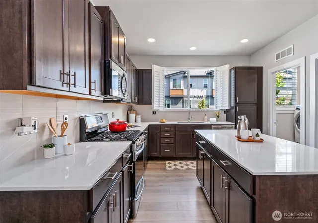 Photo 4 of Sale Pending at 19315 36th Avenue SE #F, Bothell, WA 98012 | MLS# NWM2543629 | Listing updated on 2026-10-02