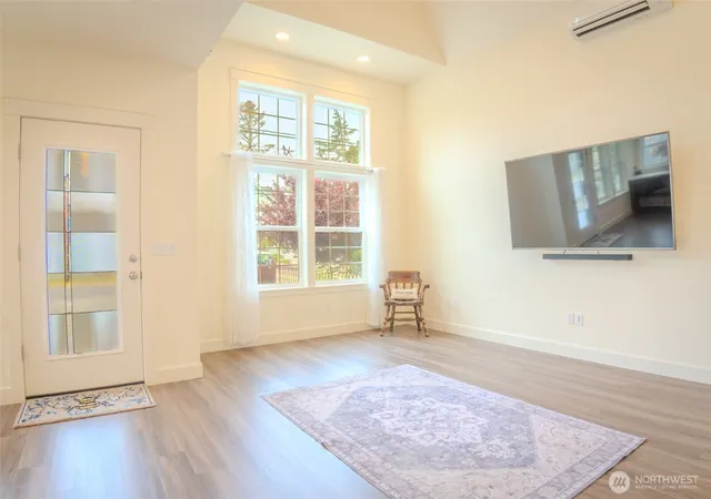 Photo 4 of Single family home for sale at 5010 L Pl, Seaview, WA 98644 | MLS# NWM2543645 | Listing updated on 2026-09-22