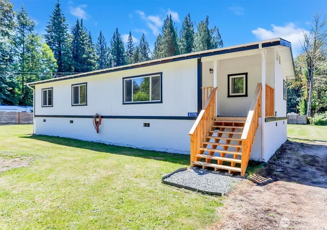 Photo 2 of Single family home for sale at 41794 Mountain View Ln, Concrete, WA 98237 | MLS# NWM2543659 | Listing updated on 2026-09-17