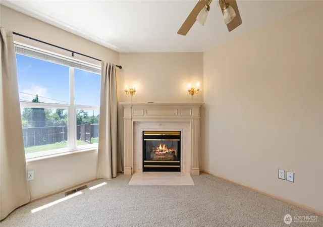 Photo 3 of Multi family home for sale at 996 SE Admiral Pl, College Place, WA 99324 | MLS# NWM2543671 | Listing updated on 2026-09-22