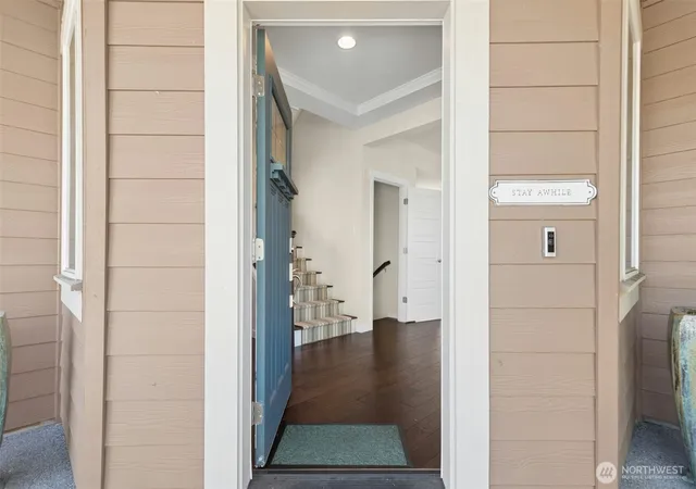 Photo 4 of Sale Pending at 2021 7th Place, Snohomish, WA 98290 | MLS# NWM2543678 | Listing updated on 2026-10-01