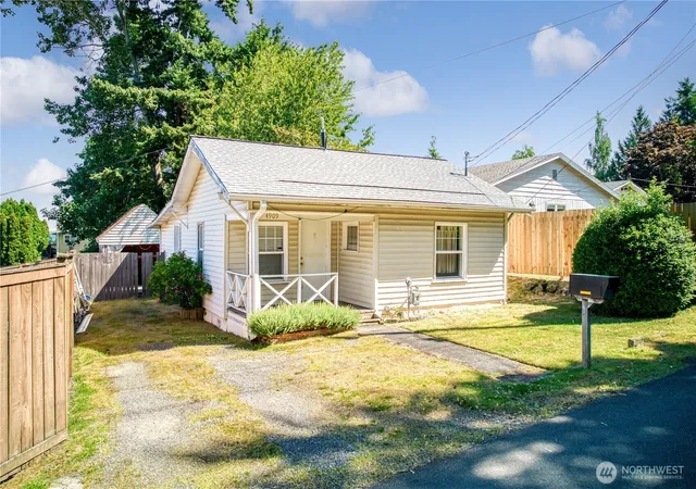 Photo 1 of Single family home for sale at 4909 North 38th St, Tacoma, WA 98407 | MLS# NWM2543679 | Listing updated on 2026-09-21