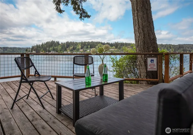Photo 4 of Single family home for sale at 6054 Wynn Jones Rd E, Port Orchard, WA 98366 | MLS# NWM2543695 | Listing updated on 2026-10-01