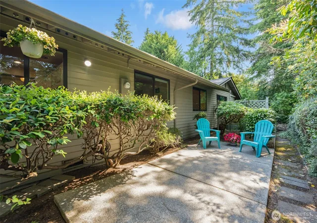 Photo 1 of Single family home for sale at 24832 12th Avenue S, Des Moines, WA 98198 | MLS# NWM2543791 | Listing updated on 2026-10-29