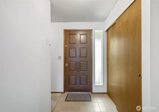 Photo 3 of Single family home for sale at 24832 12th Avenue S, Des Moines, WA 98198 | MLS# NWM2543791 | Listing updated on 2026-10-01