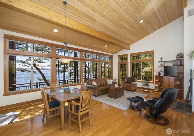 Photo 3 of Single family home for sale at 976 San Juan Dr, Friday Harbor, WA 98250 | MLS# NWM2543805 | Listing updated on 2026-09-22