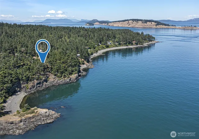 Photo 3 of Single family home for sale at 976 San Juan Dr, Friday Harbor, WA 98250 | MLS# NWM2543805 | Listing updated on 2026-09-22