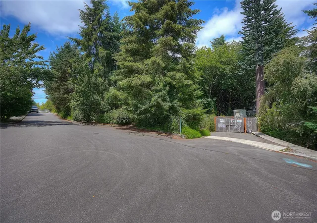 Photo 2 of Land for sale at 710 11th Avenue Se, Olympia, WA 98501 | MLS# NWM2543814 | Listing updated on 2026-09-22