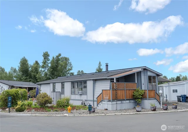 Photo 1 of Manufactured home for sale at 5900 64th Street Ne #144, Marysville, WA 98270 | MLS# NWM2543836 | Listing updated on 2026-09-25