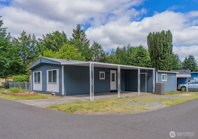 Photo 1 of Manufactured home for sale at 5532 Mountain Greens Ln Se, Lacey, WA 98503 | MLS# NWM2543843 | Listing updated on 2026-09-22