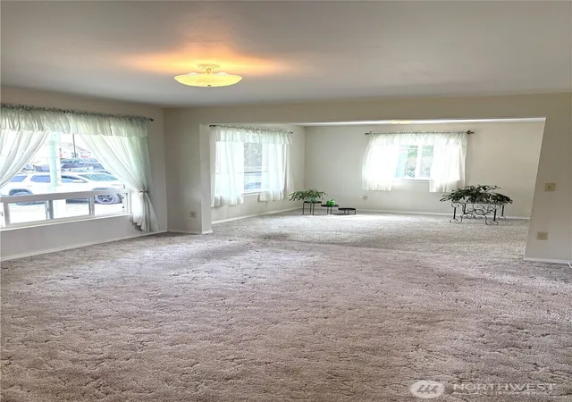 Photo 3 of Single family home for sale at 8 Orchard Loop S, Tonasket, WA 98855 | MLS# NWM2543880 | Listing updated on 2026-09-22