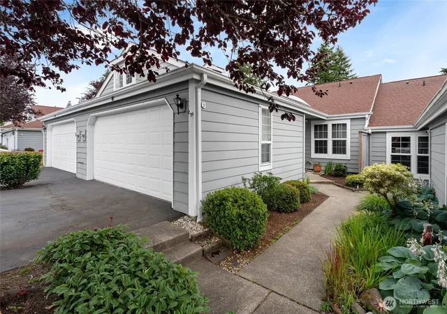 Condo for sale at 6020 N Highlands Pkwy #6, Tacoma, WA 98406 | MLS# NWM2543887
