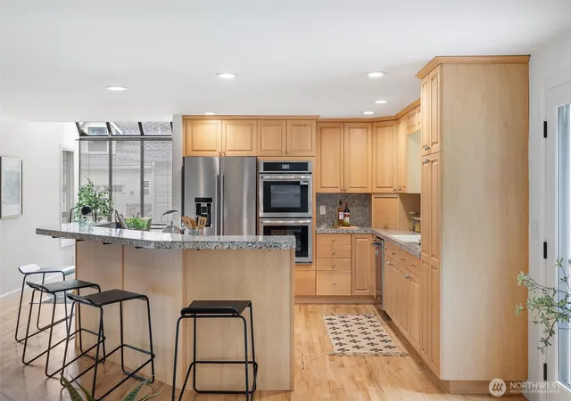 Photo 3 of Single family home for sale at 15813 Se 160th Place, Renton, WA 98058 | MLS# NWM2543897 | Listing updated on 2026-10-15