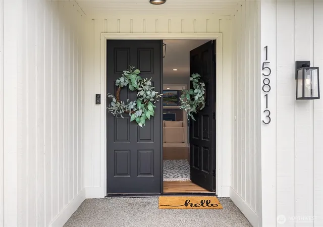 Photo 3 of Single family home for sale at 15813 SE 160th Place, Renton, WA 98058 | MLS# NWM2543897 | Listing updated on 2026-10-01