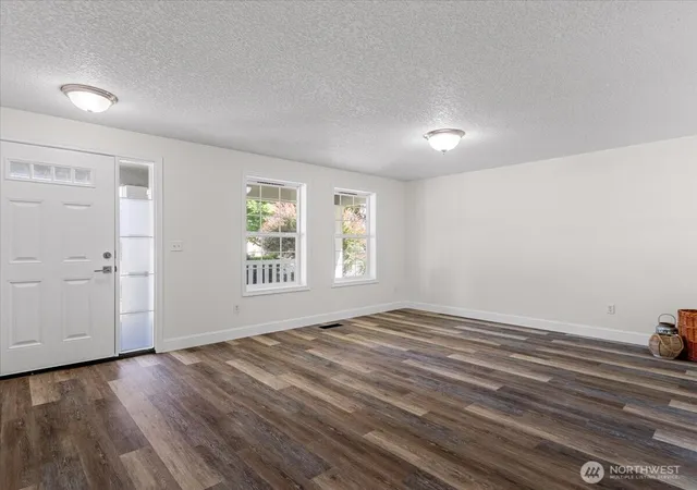 Photo 4 of Single family home for sale at 181 Marty Loop, Woodland, WA 98674 | MLS# NWM2543908 | Listing updated on 2026-09-22