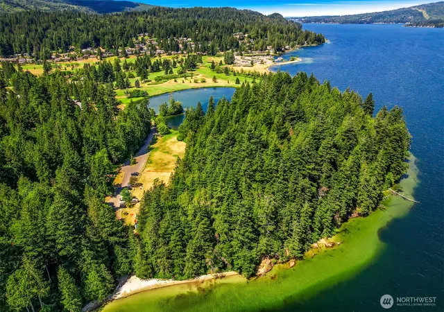 Photo 3 of Sale Pending at 30 Canyon Ct, Bellingham, WA 98229 | MLS# NWM2543931 | Listing updated on 2026-08-24