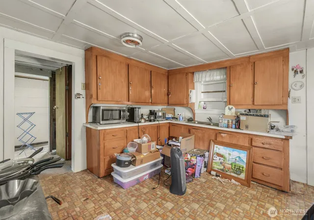 Photo 4 of Single family home for sale at 3220 Bickleton Hwy, Roosevelt, WA 99356 | MLS# NWM2543990 | Listing updated on 2026-09-22