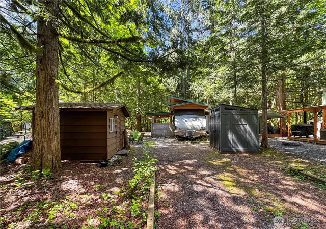 Photo 2 of Manufactured home for sale at 107 5 Big River Blvd, Deming, WA 98244 | MLS# NWM2544004 | Listing updated on 2026-09-22