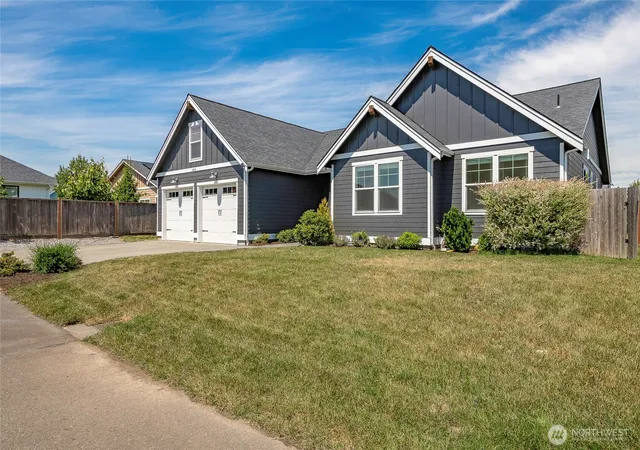 Photo 1 of Contingent at 2082 Woodsman Dr, Lynden, WA 98264 | MLS# NWM2544010 | Listing updated on 2026-09-22