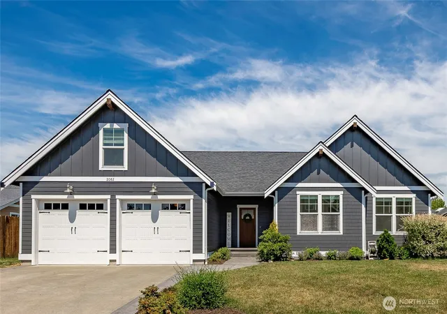 Photo 3 of Contingent at 2082 Woodsman Dr, Lynden, WA 98264 | MLS# NWM2544010 | Listing updated on 2026-09-22