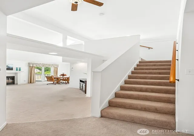 Photo 4 of Single family home for sale at 605 E Chance A La Mer NE, Ocean Shores, WA 98569 | MLS# NWM2544020 | Listing updated on 2026-09-22