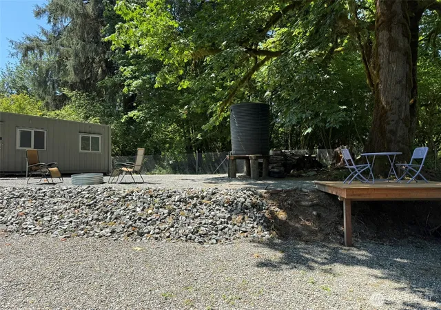 Photo 4 of Sale Pending at 22829 N River Dr, Granite Falls, WA 98252 | MLS# NWM2544097 | Listing updated on 2026-09-17