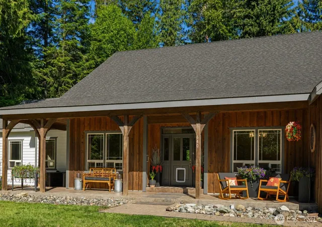 Photo 1 of Single family home for sale at 640 Storie Ln, Cle Elum, WA 98922 | MLS# NWM2544105 | Listing updated on 2026-09-22