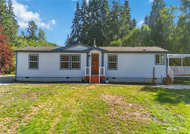 Photo 1 of Manufactured home for sale at 101 Red Row Rd, Kelso, WA 98626 | MLS# NWM2544170 | Listing updated on 2026-09-22